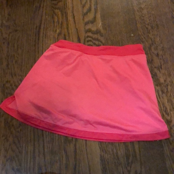 Hot pink nike dry fit skirt - Picture 2 of 3